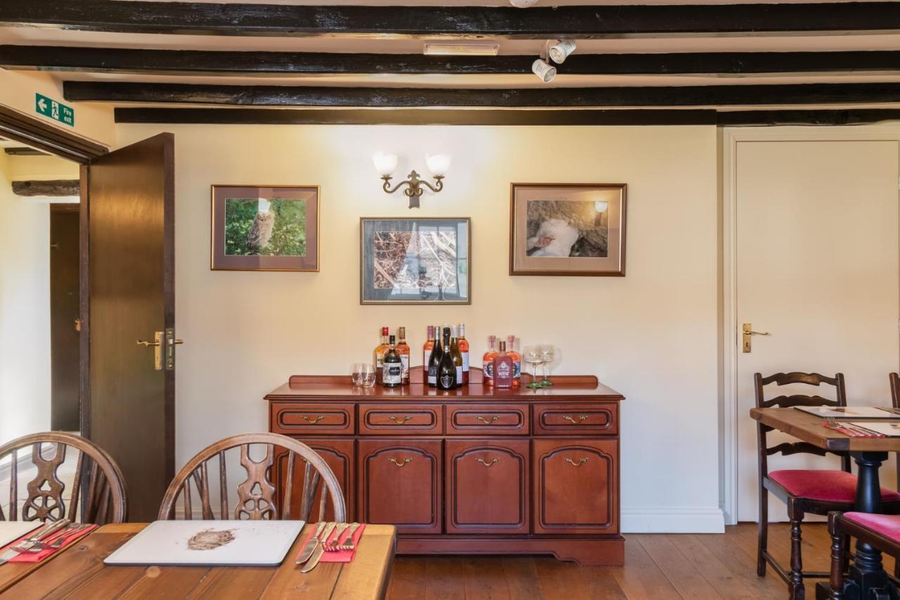 The Royal Oak 3*