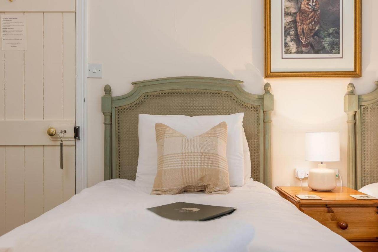 The Royal Oak 3*